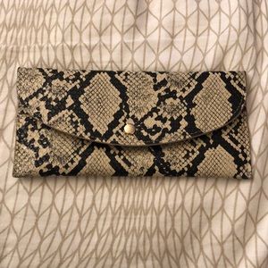 Snake skin wallet